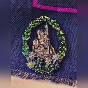 Vtg German Neuschwanstein Castle Enamel Brooch Edelweiss Alpine Silver Tone